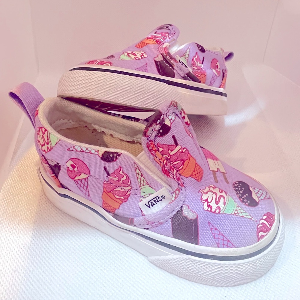 Ice cream Vans size 4 toddler